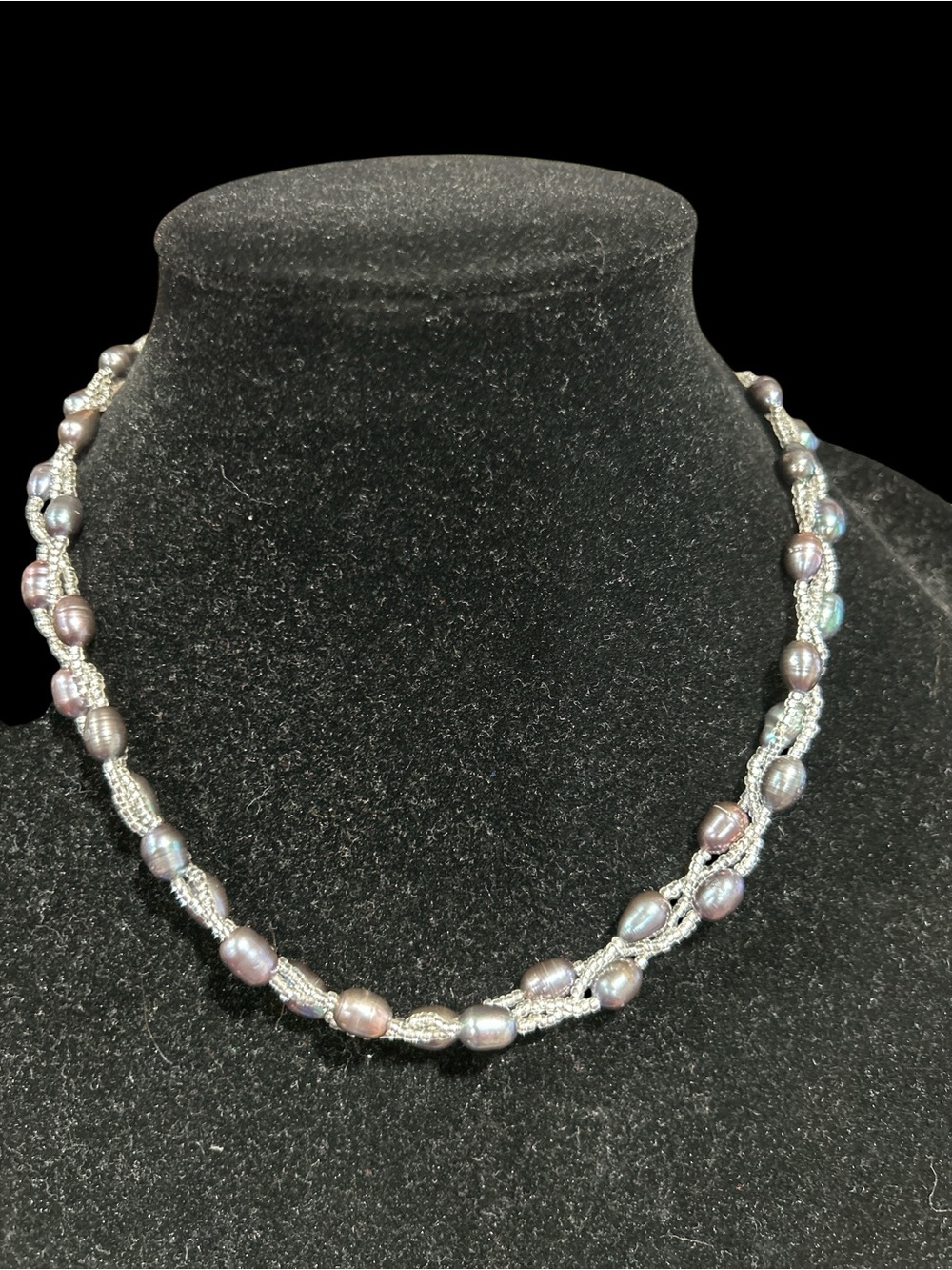 Janes Pearl Iridescent Gray Pearl and Silver Braided Necklace